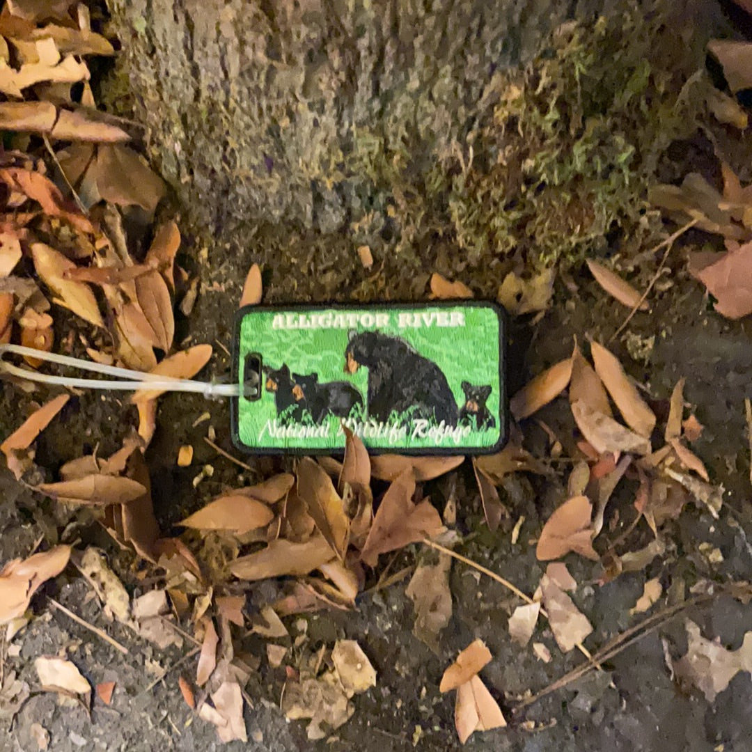 AR Bear family luggage tag